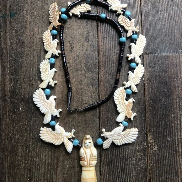 Bone carved Kachina necklace - Picture 3 of 9